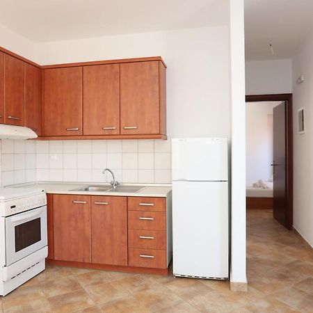 Palia Platia Apartments Пефкохорі Екстер'єр фото
